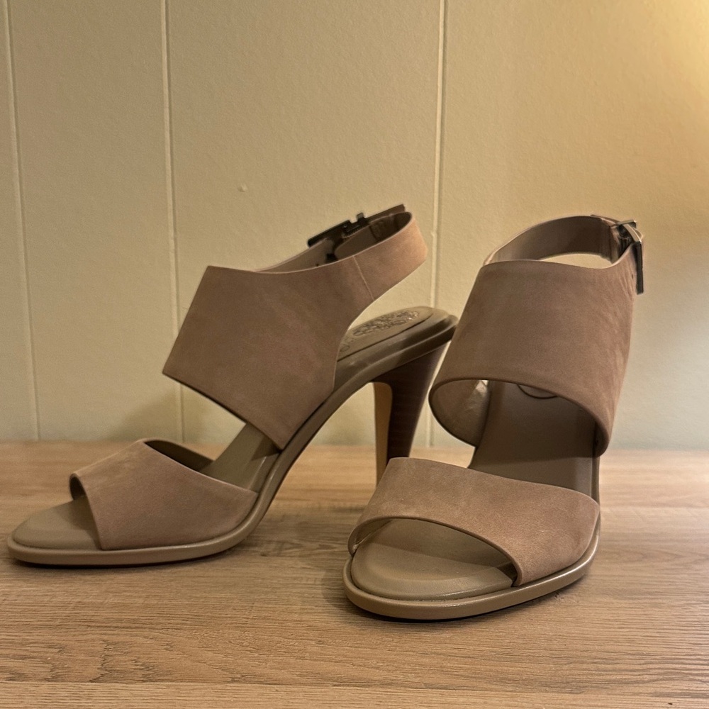 Vince Camuto Tan Women's Heels